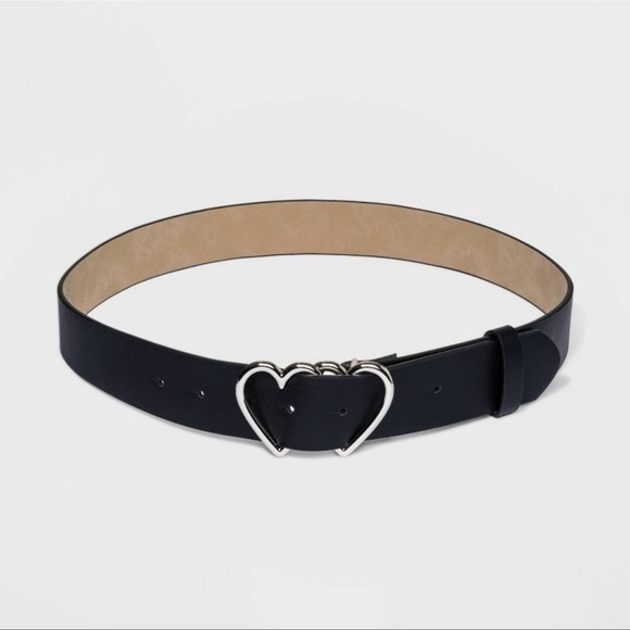 2/$20 Wild Fable Double Heart Metal Buckle Belt - Black - Picture 1 of 4